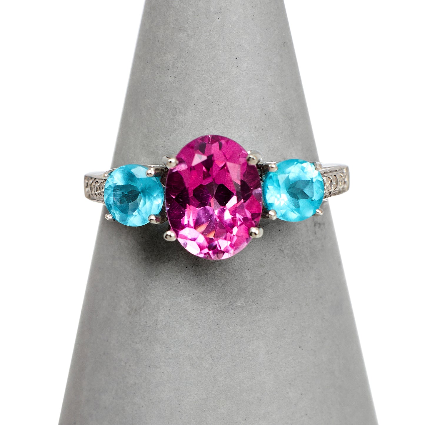 Pre-Owned 9ct White Gold Coated Topaz Apatite & Diamond Ring