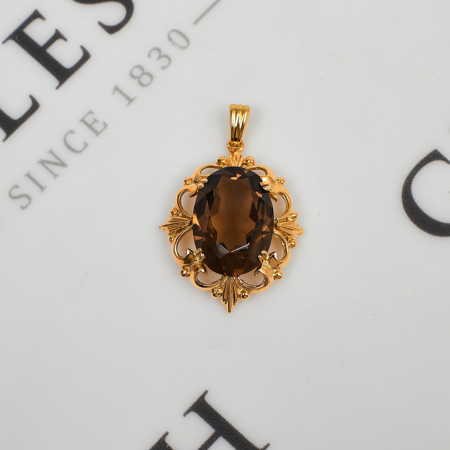 Pre-Owned 9ct Gold Oval Smokey Quartz Pendant