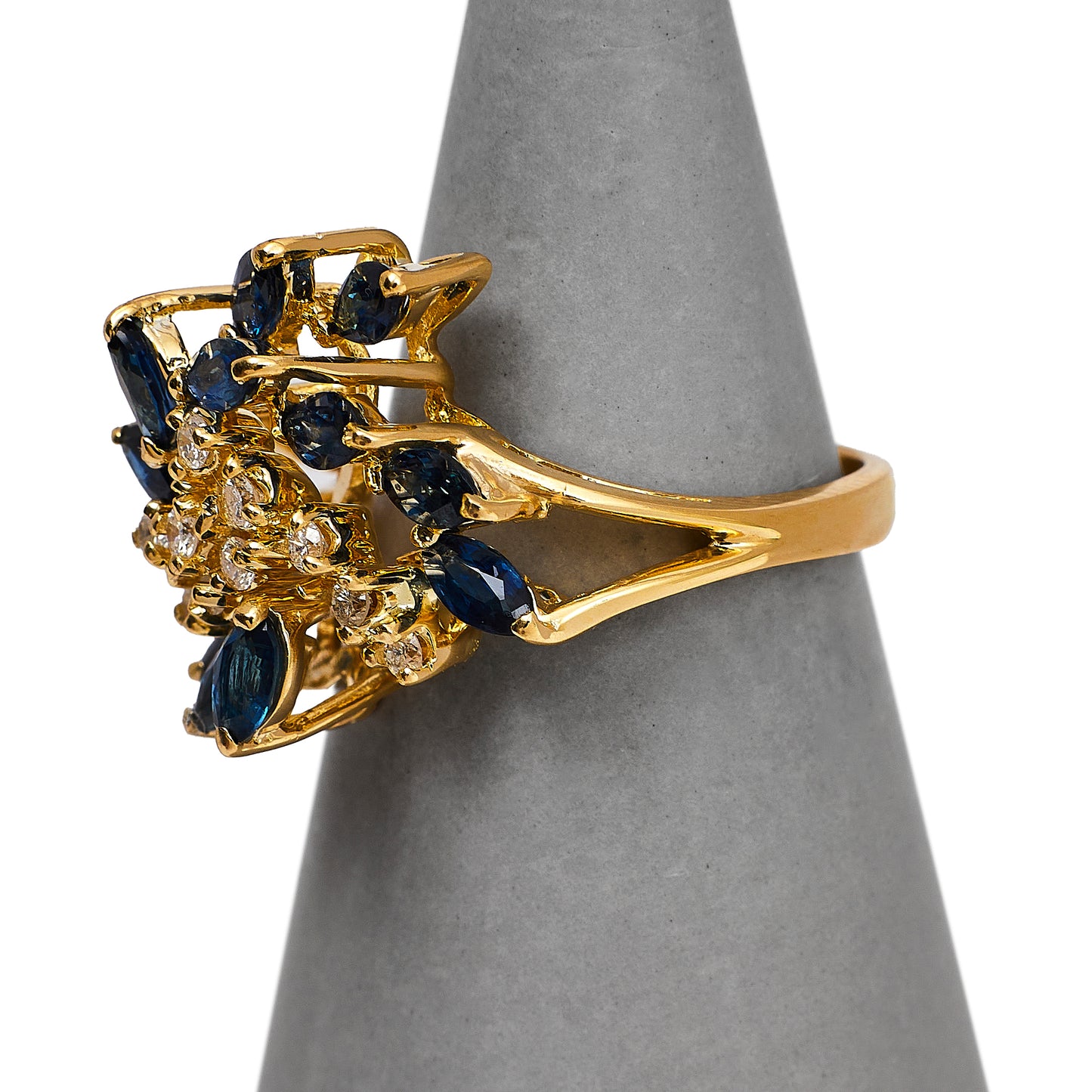 Pre-Owned 14ct Gold Sapphire & Diamond Cocktail Ring Size M
