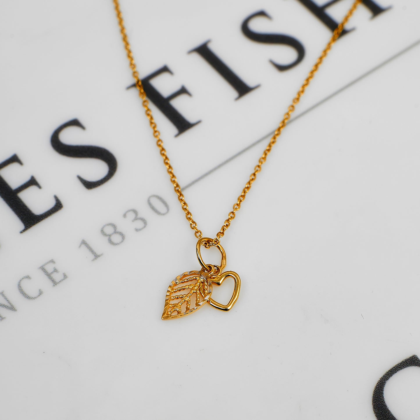 Pre-Owned 14ct Gold Heart & Leaf Pendant Necklace 16 Inch