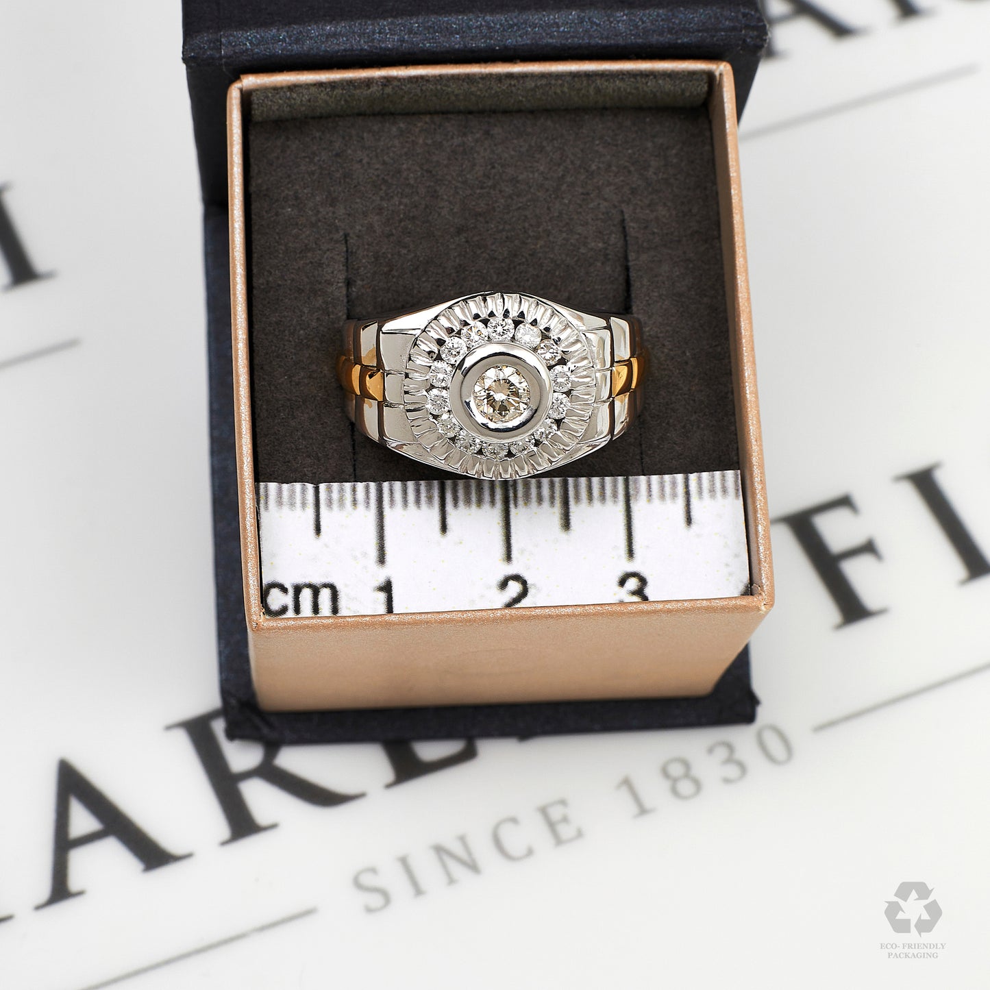 Pre-Owned 18ct Gold Mens 2 Tone Diamond Cluster Ring Size V