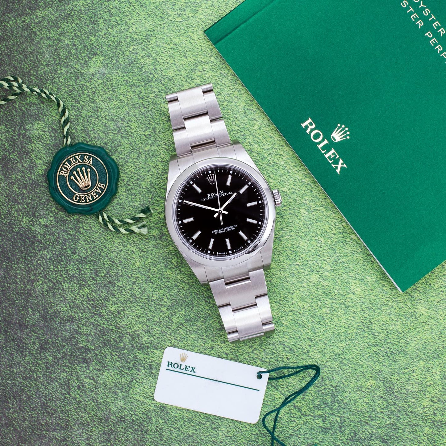 Pre-Owned Rolex Oyster Perpetual 41 124300