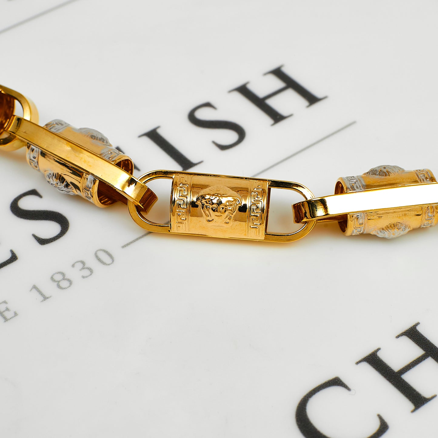 Pre-Owned 14ct Gold 2 Tone Medusa Design Bracelet 8 Inch