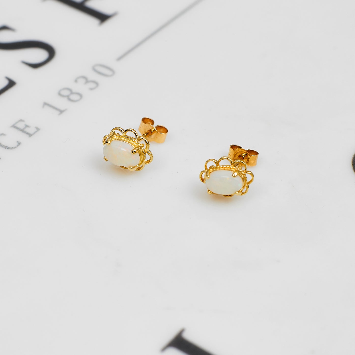 Pre-Owned 9ct Gold Oval Opal Stud Earrings