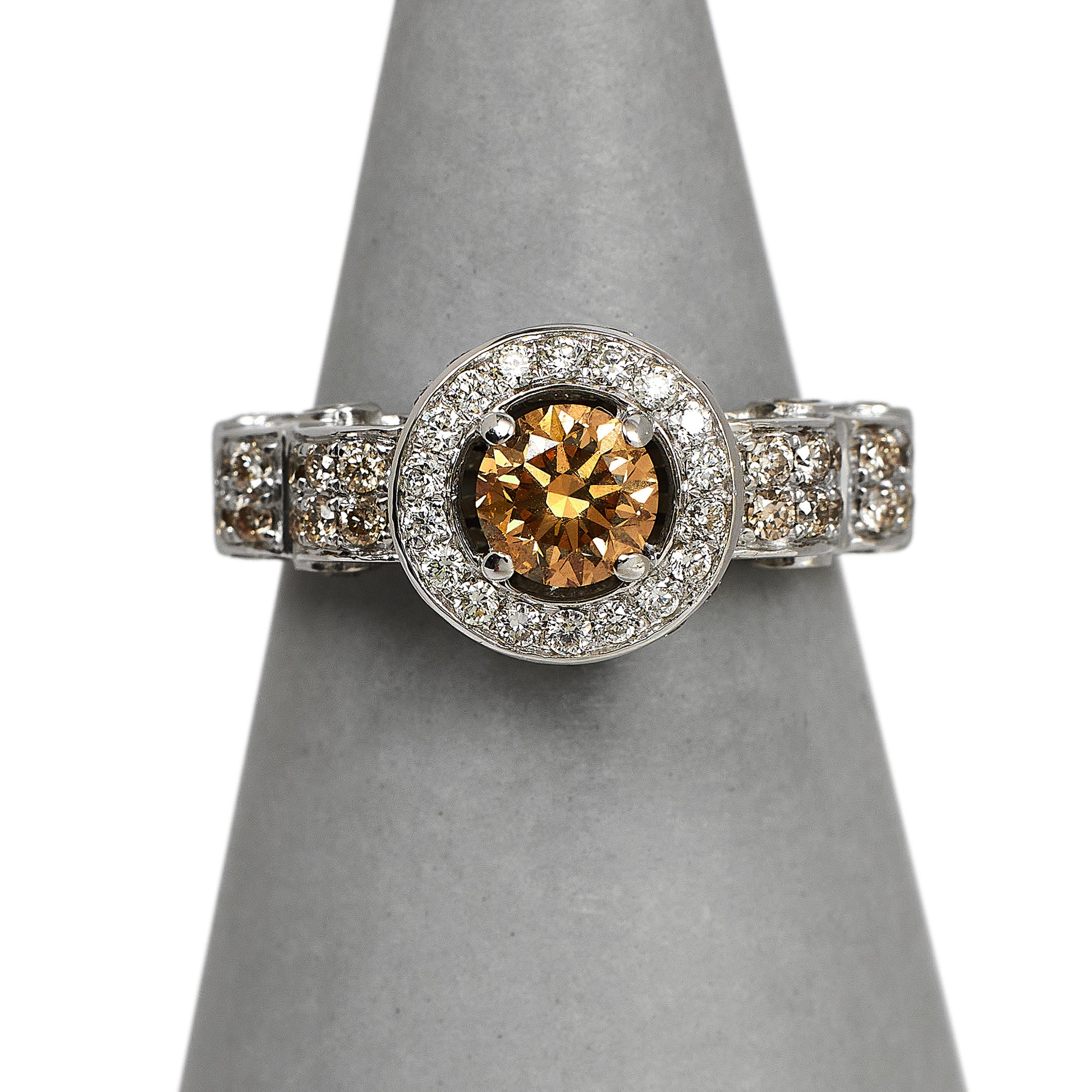 Pre-Owned 14ct White Gold Brown Diamond Cluster Ring Size K