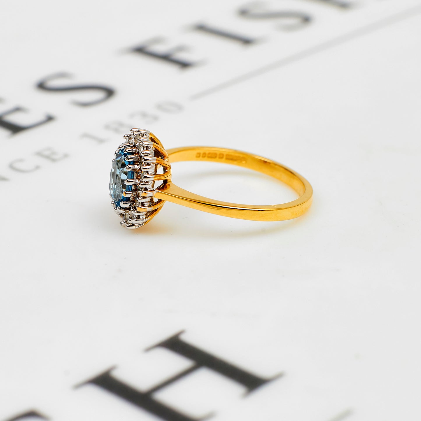 Pre-Owned 9ct Gold Topaz & Diamond Cluster Ring Size N