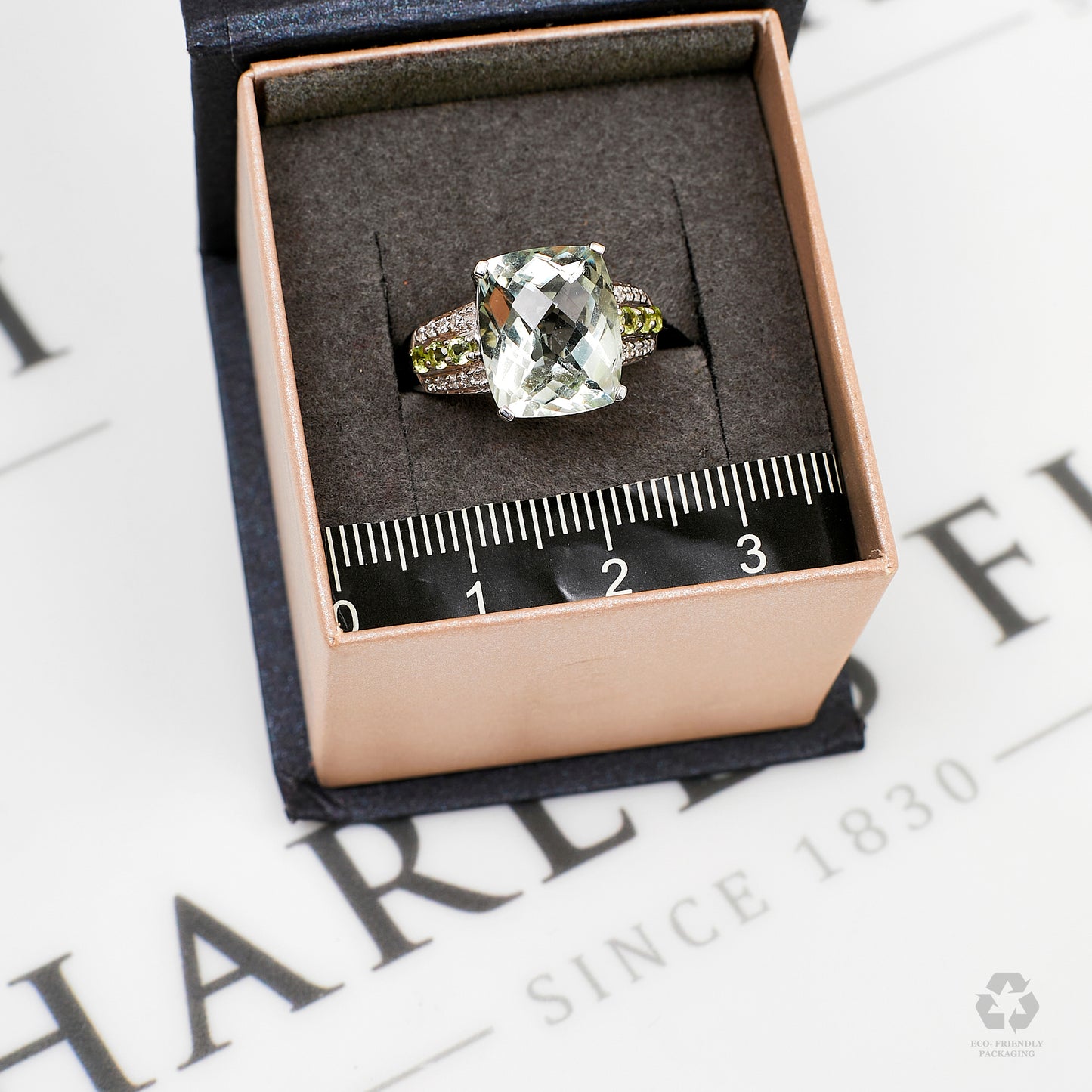 Pre-Owned 18ct White Gold Quartz & Diamond Ring Size K