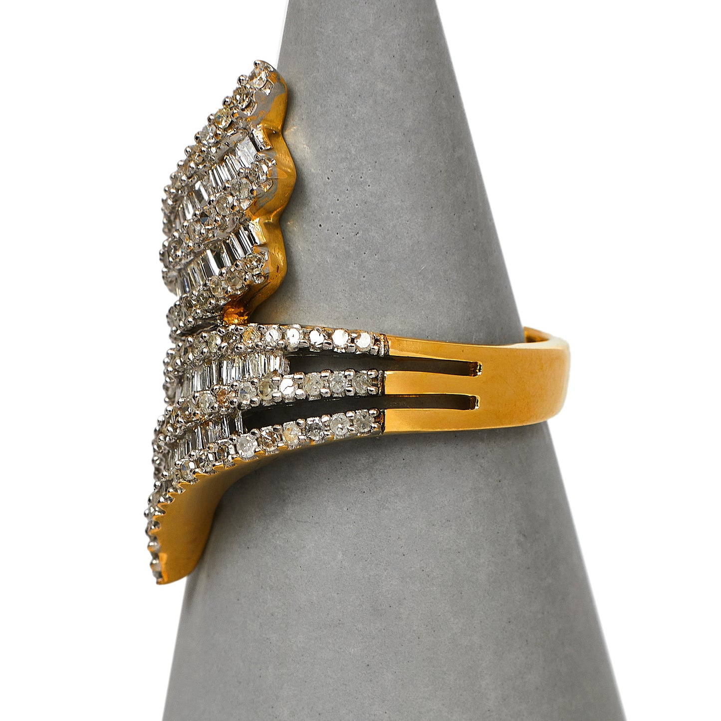 Pre-Owned 9ct Gold Baguette & Round Diamond Crossover Ring
