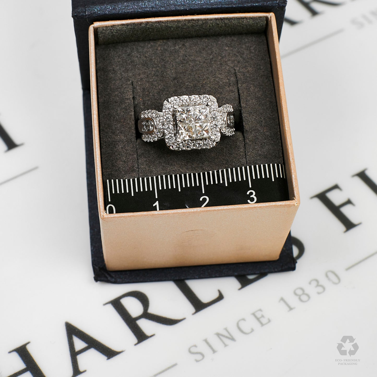 Pre-Owned 14ct Gold Princess Cut Diamond Centre Cluster Ring