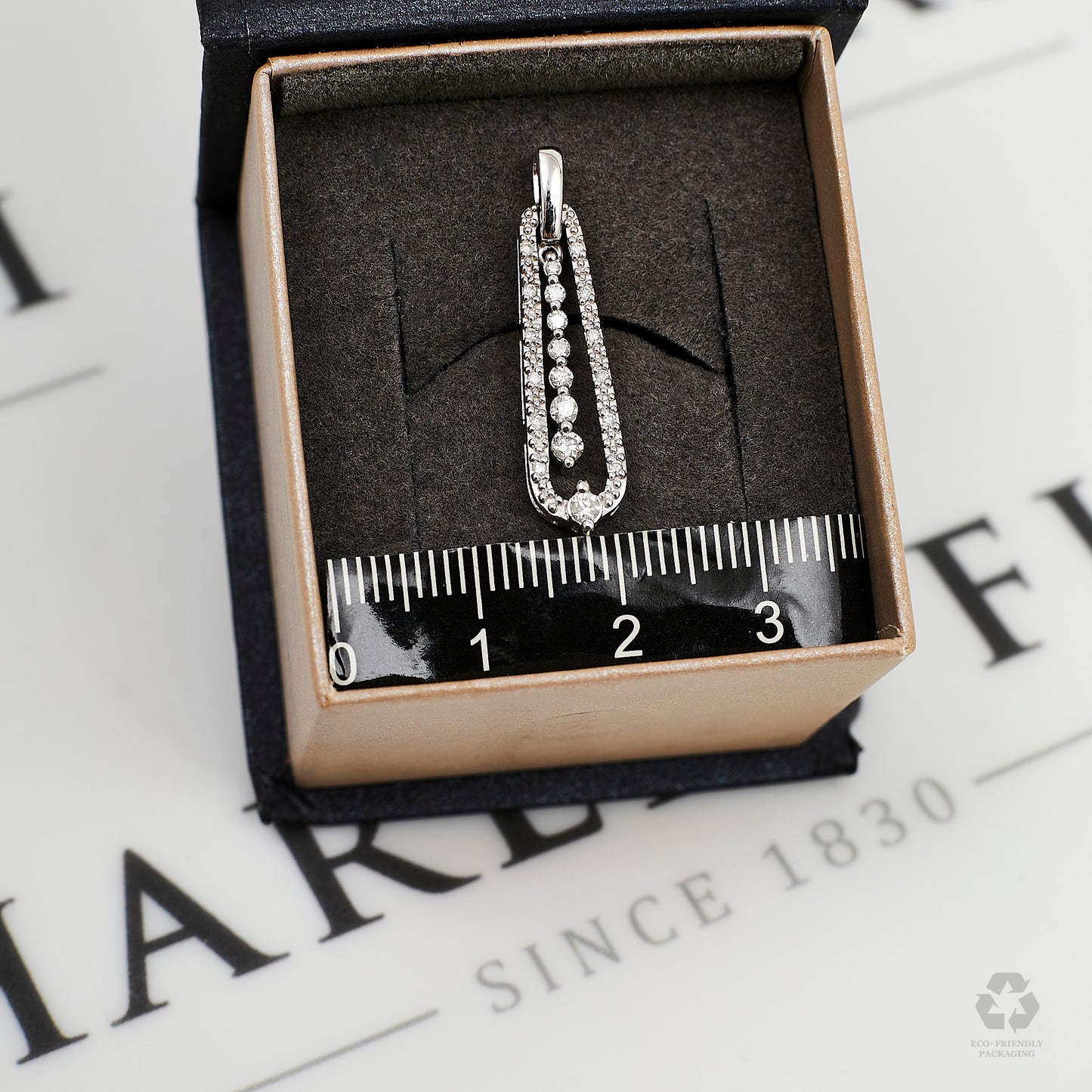 Pre-Owned 14ct White Gold Diamond Drop Pendant