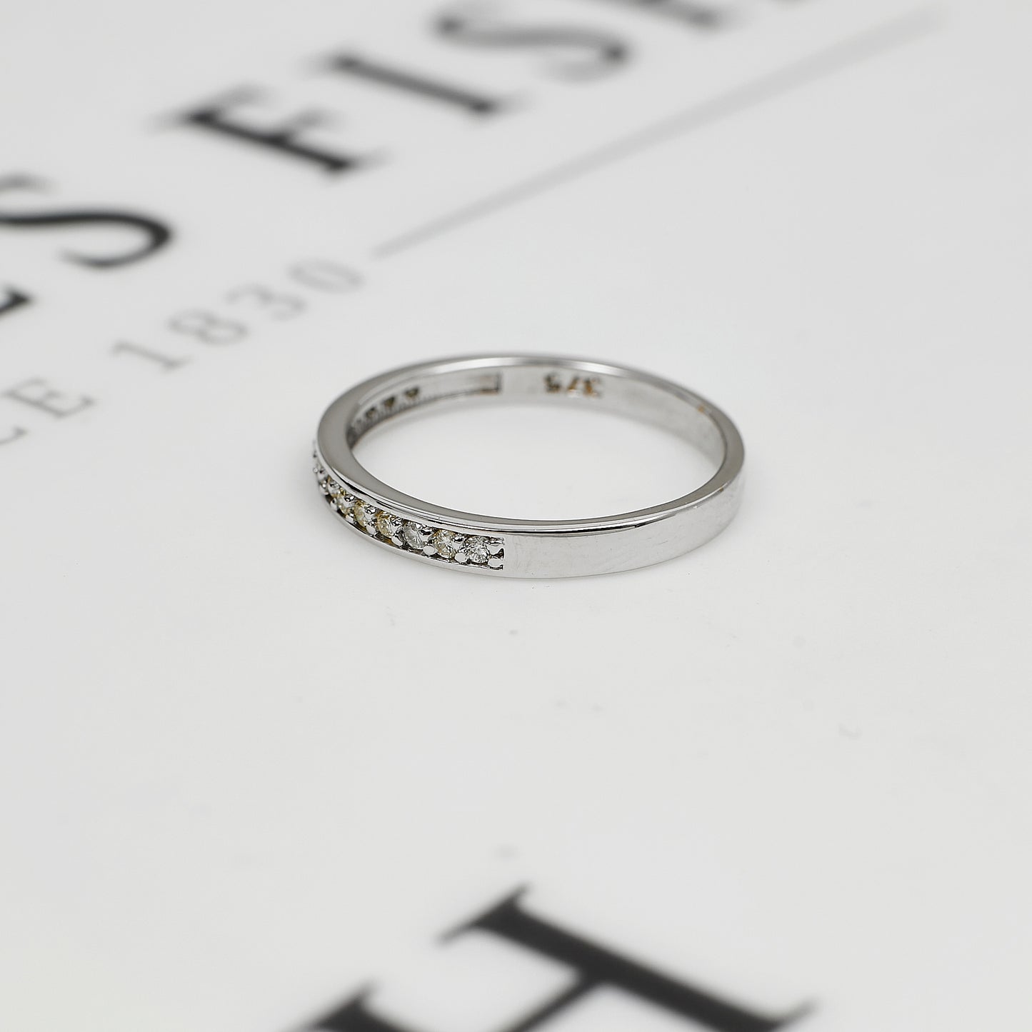 Pre-Owned 9ct White Gold & Diamond Half Eternity Ring Size O