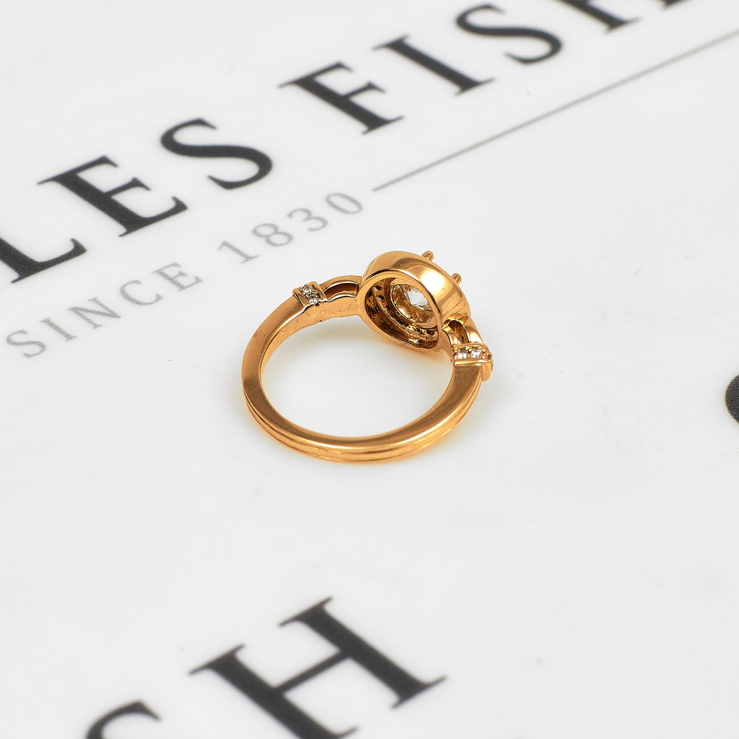 Pre-Owned 9ct Gold Diamond Cluster Ring & Diamond Shoulders