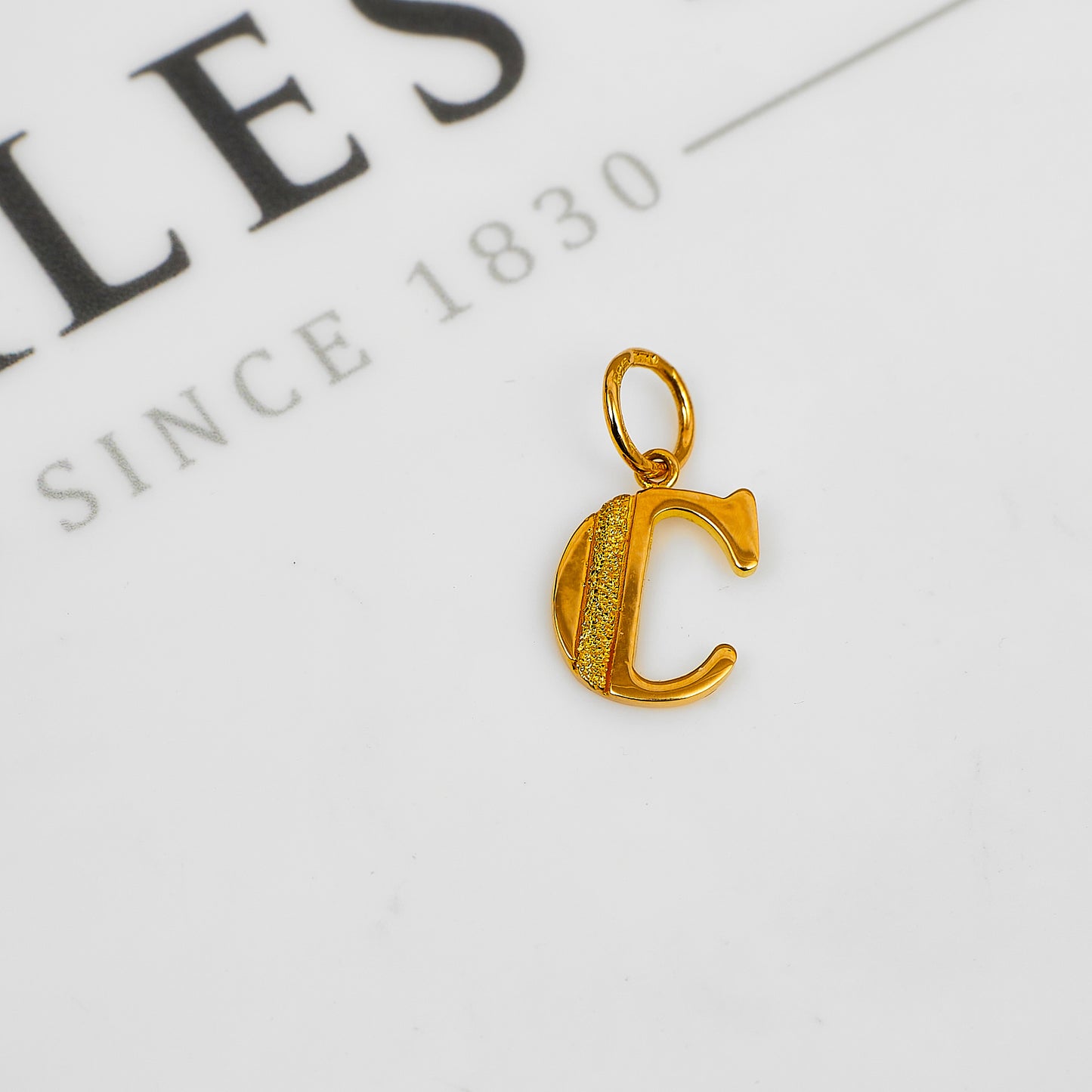 Pre-Owned 22ct Gold C Initial Pendant