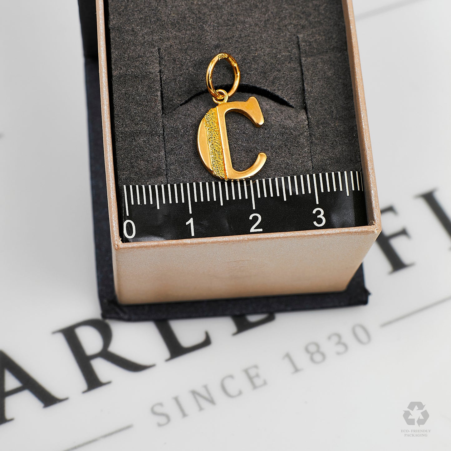 Pre-Owned 22ct Gold C Initial Pendant