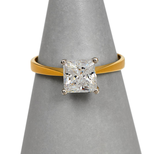 Pre-Owned 18ct Gold Square CZ Dress Ring Size T
