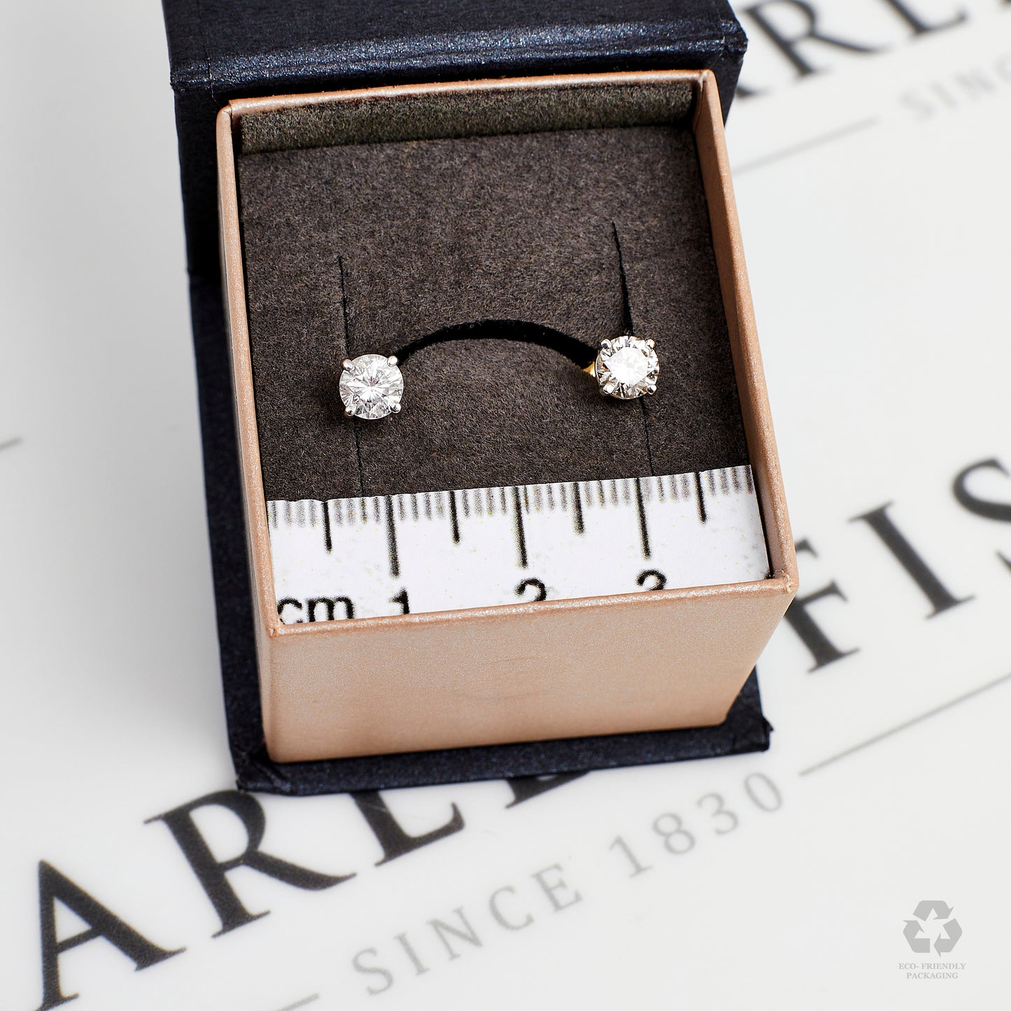 Pre-Owned 14ct Gold Diamond Stud Earrings