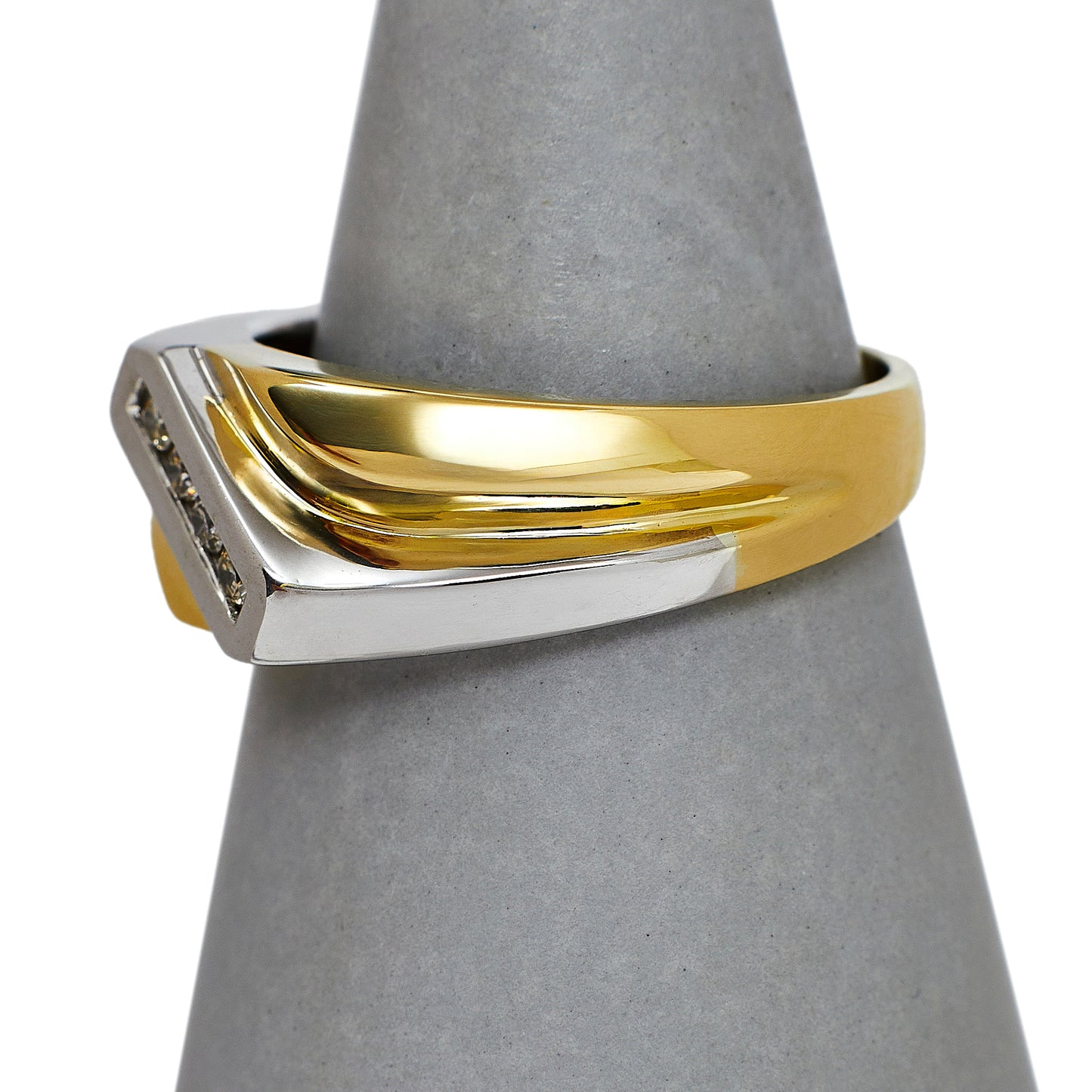 Pre-Owned 9ct Gold 2 Tone Mens Diamond Set Ring Size V