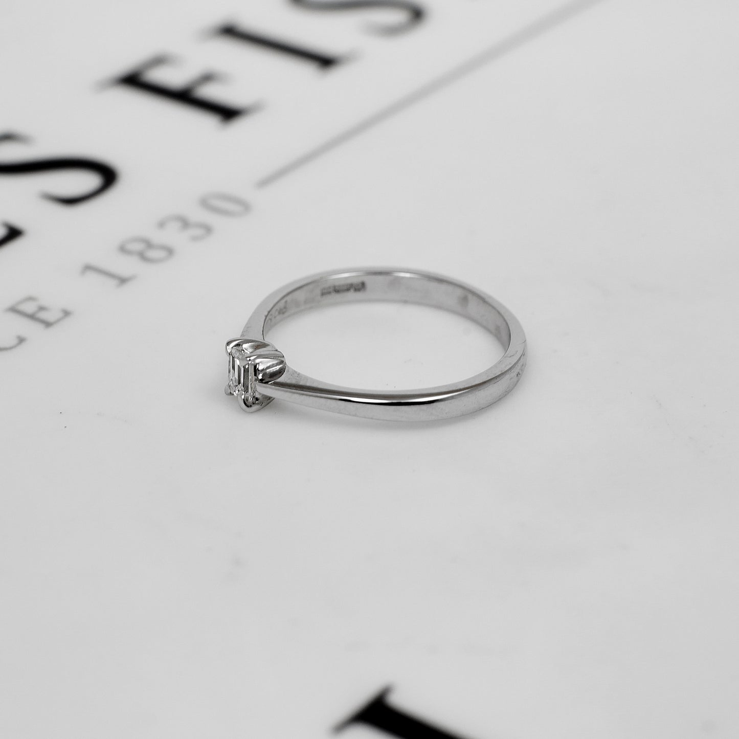 Pre-Owned 9ct White Gold Emerald Cut Diamond Ring Size L