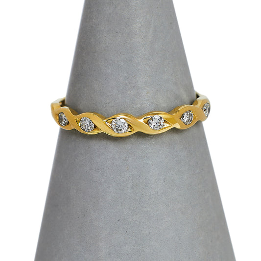 Pre-Owned 9ct Gold 6 Diamond Twist Ring Size N