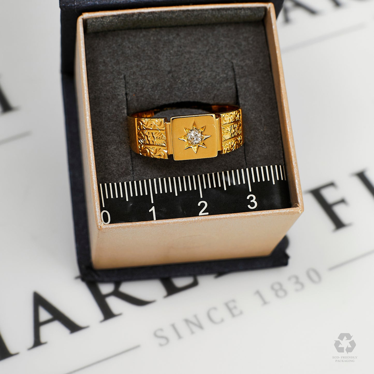 Pre-Owned 9ct Gold 2 Tone Mens Diamond Set Ring Size V