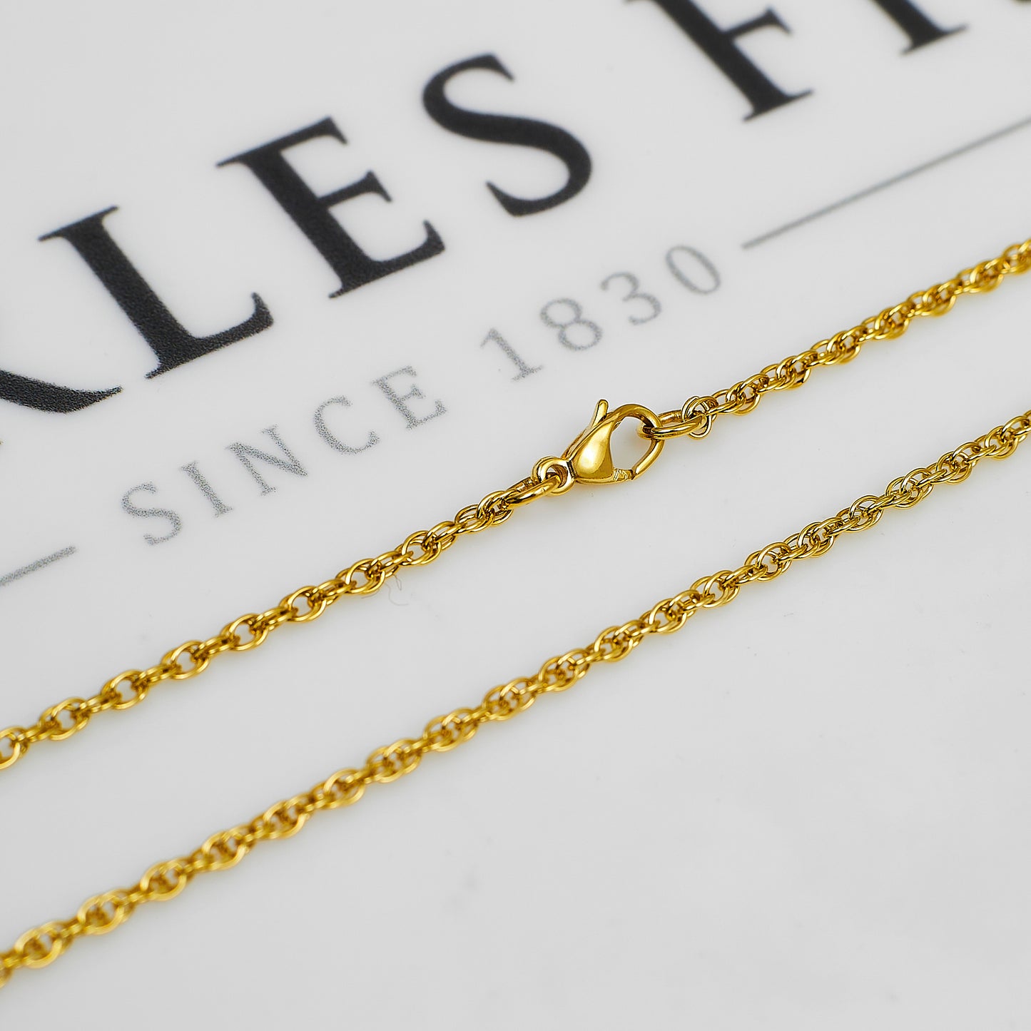 Pre-Owned 9ct Gold Prince Of Wales Chain Necklace 16 Inch