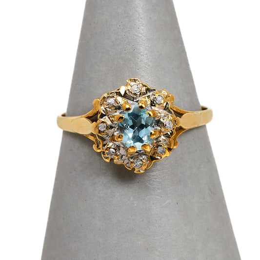 Pre-Owned 9ct Gold Aquamarine & Diamond Cluster Ring Size N