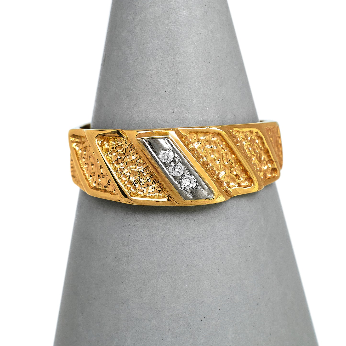 Pre-Owned 9ct Gold Diamond Diagonal Barked Band Ring Size T