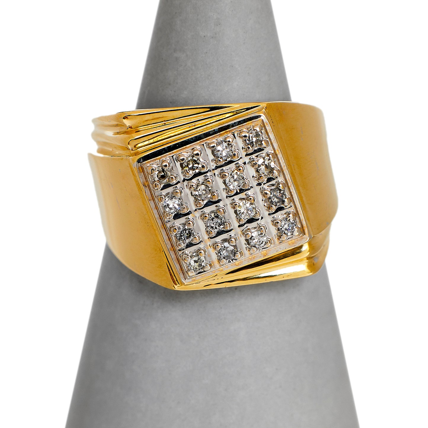 Pre-Owned 9ct Gold 16 Diamond Square Signet Ring Size P