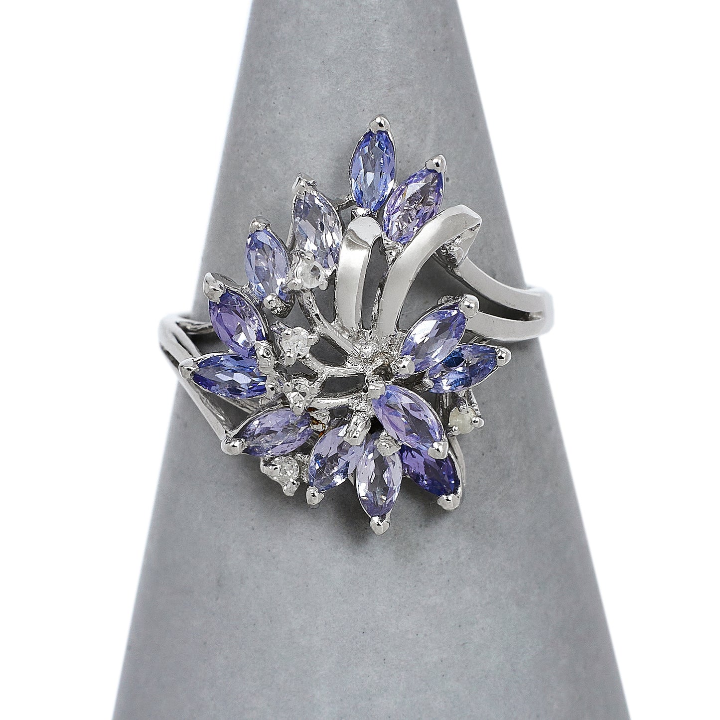 Pre-Owned 14ct White Gold Tanzanite & Diamond Jewellery SET