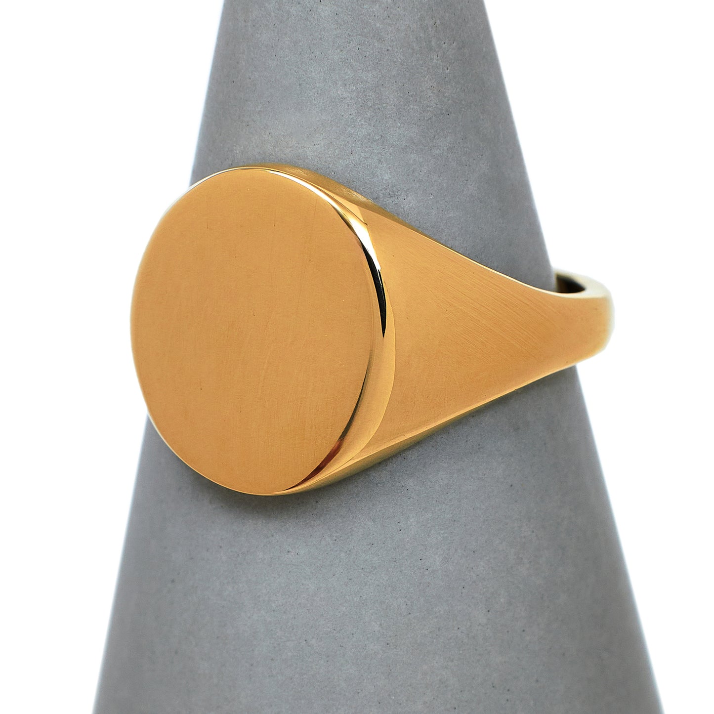 Pre-Owned 9ct Gold Oval Signet Ring Size W.5