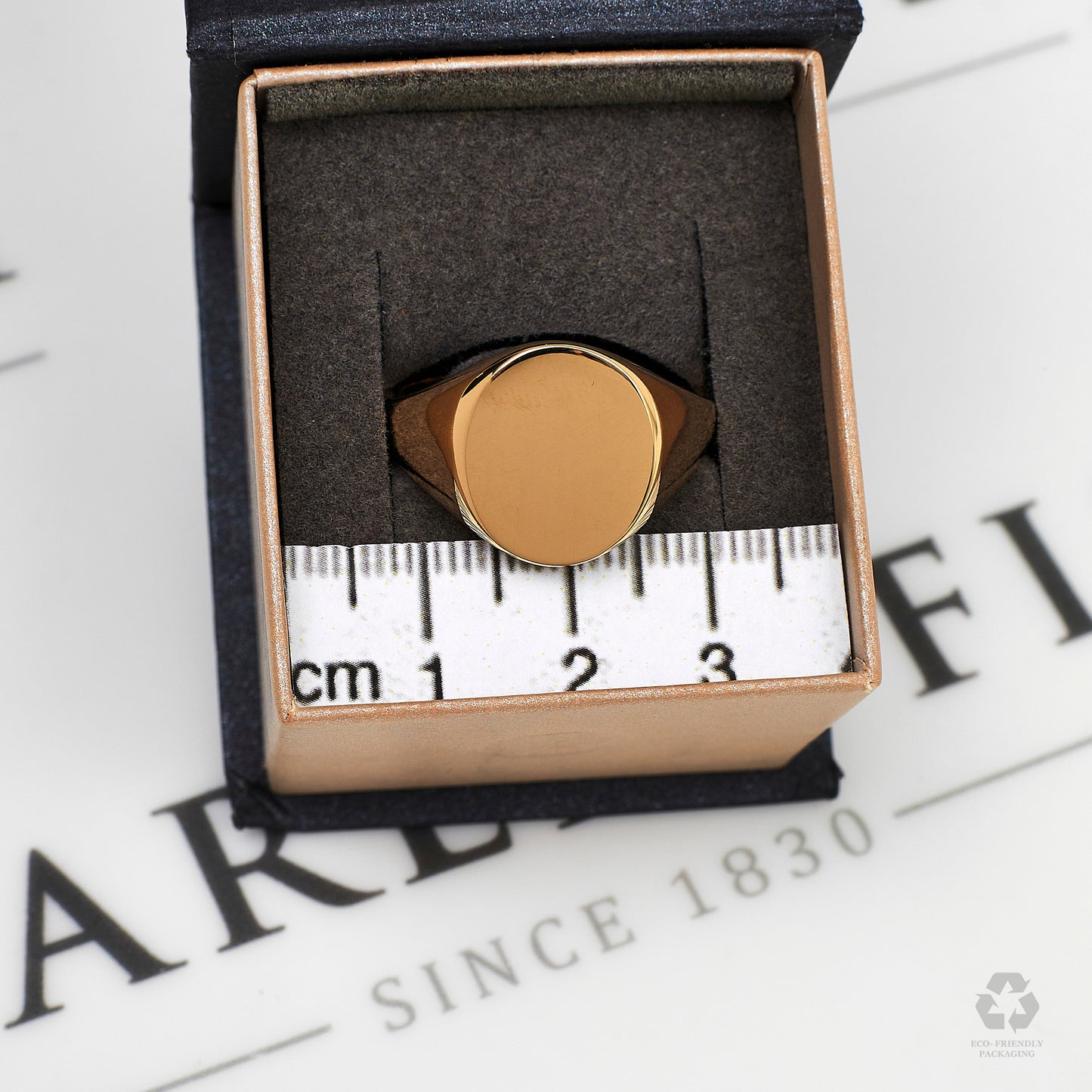 Pre-Owned 9ct Gold Oval Signet Ring Size W.5