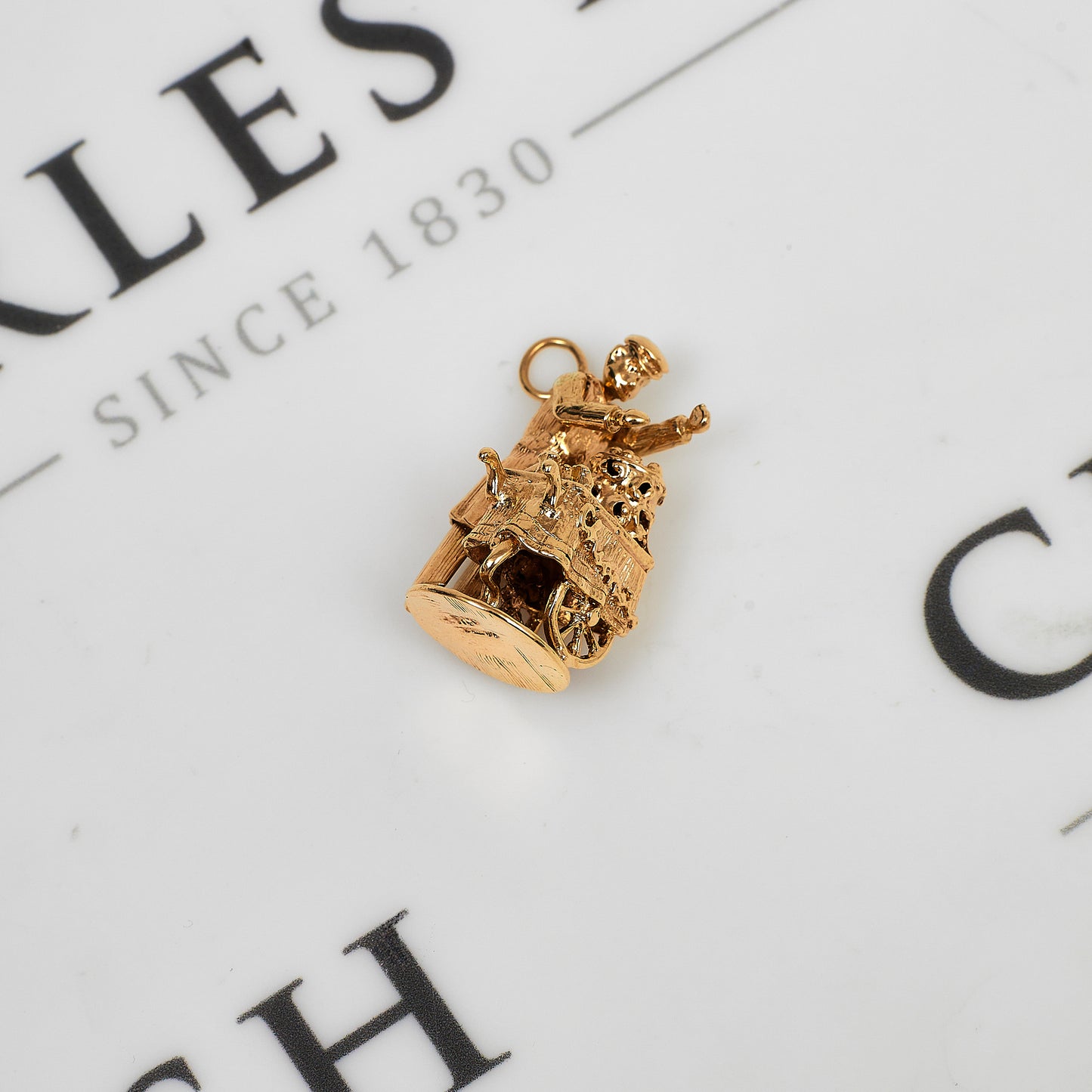 Pre-Owned 9ct Gold Chestnut Roasting Charm