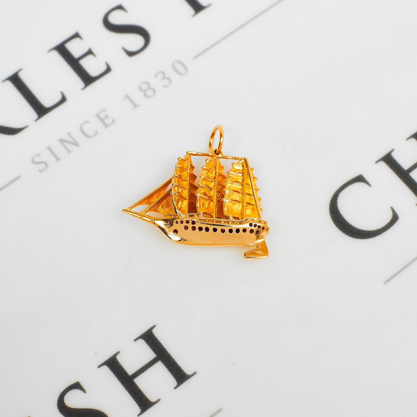 Pre-Owned 9ct Gold Ship Charm
