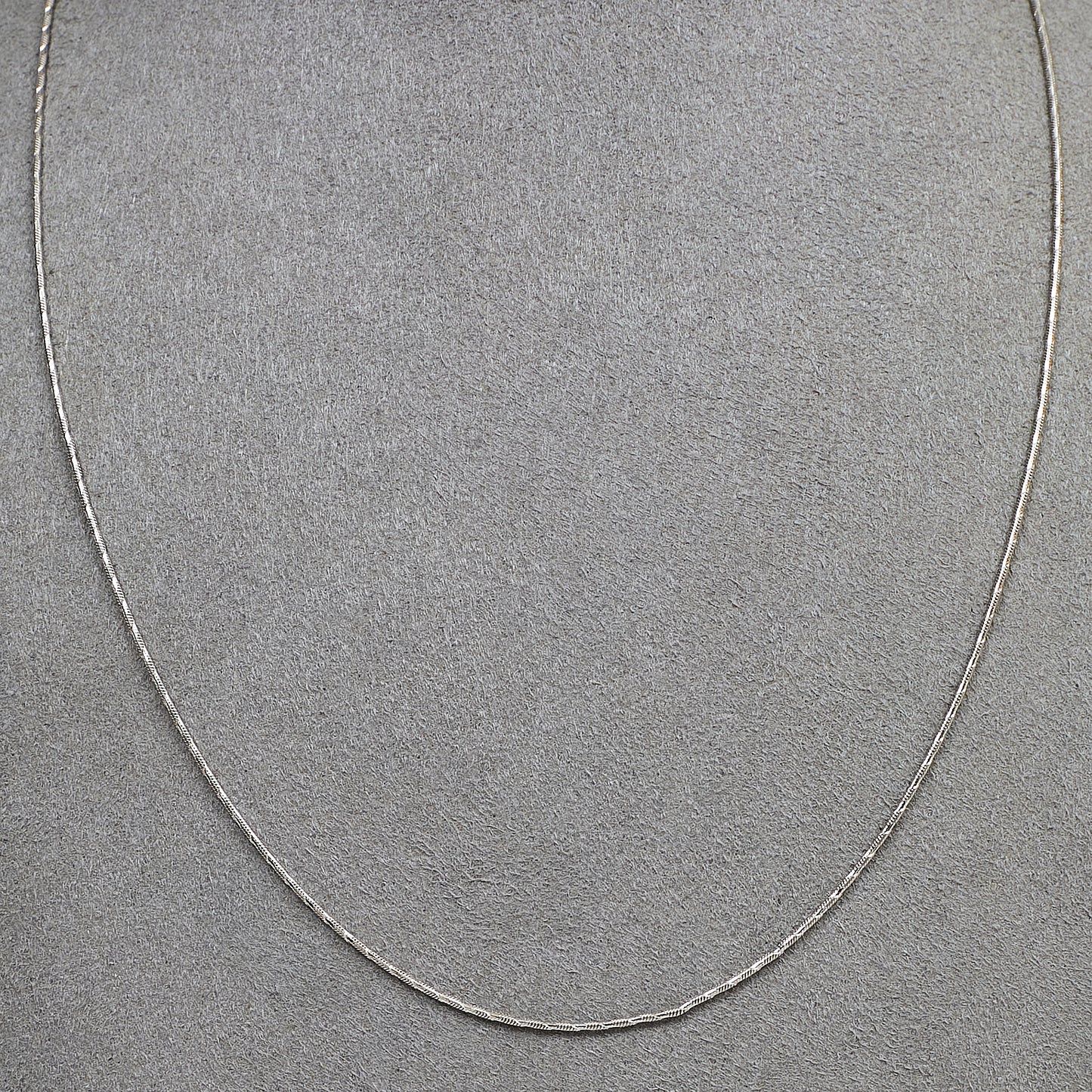 Pre-Owned 14ct White Gold Snake Chain Necklace 17 Inch