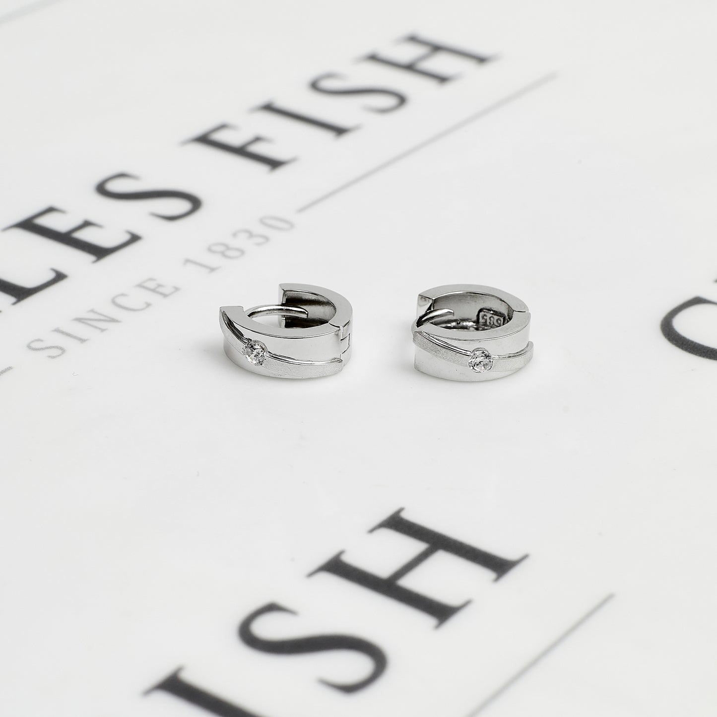 Pre-Owned 14ct White Gold CZ Huggies