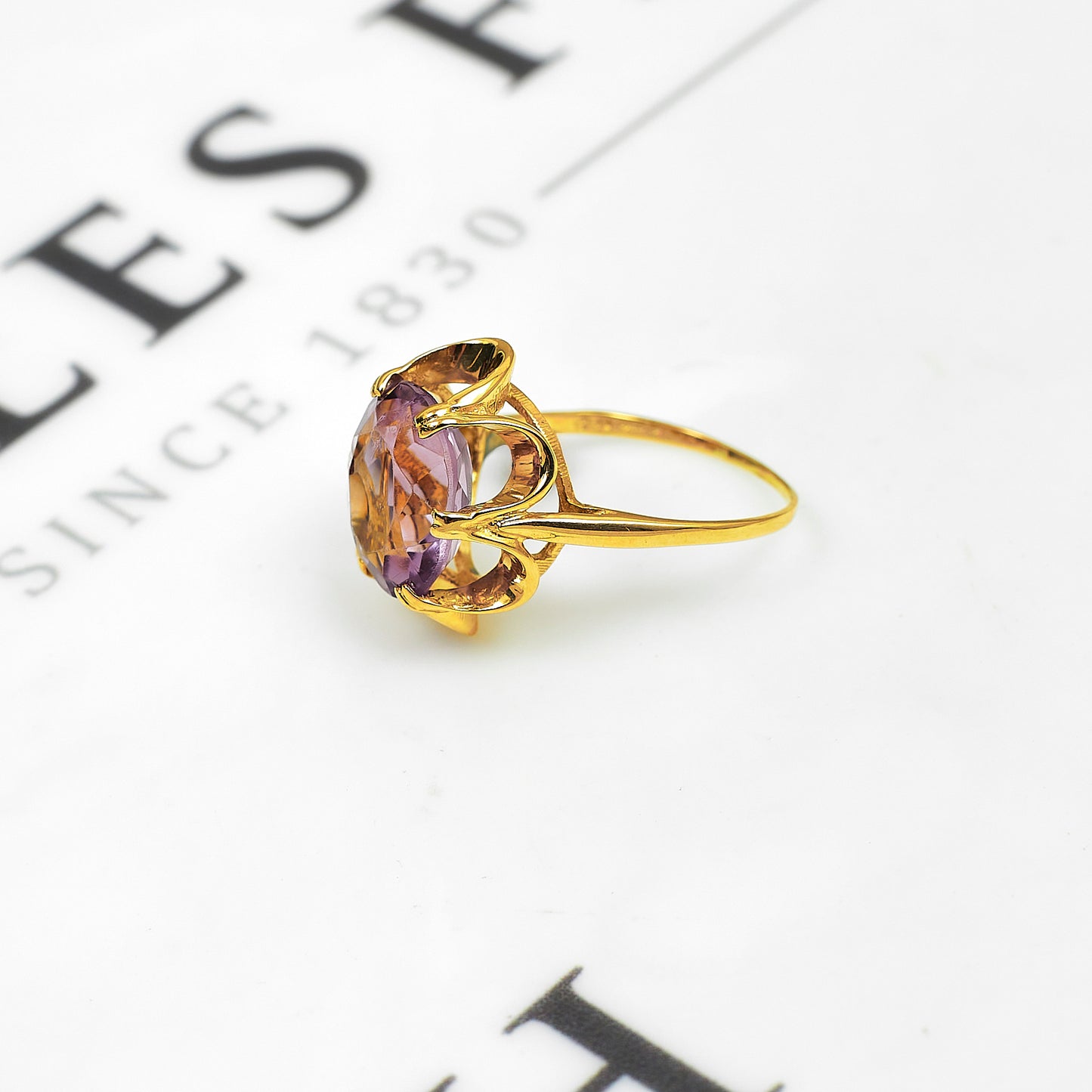 Pre-Owned 9ct Gold Oval Amethyst Dress Ring Size M