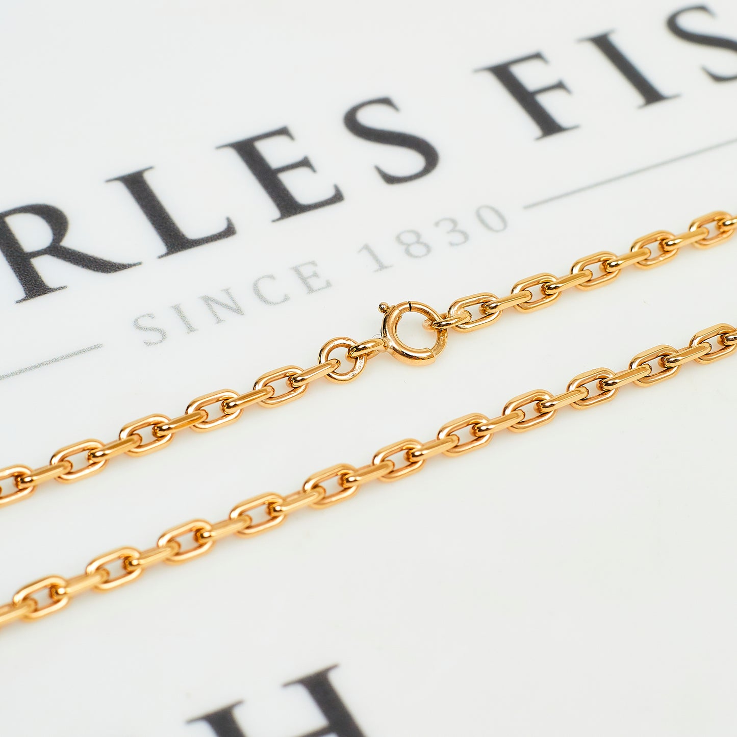 Pre-Owned 9ct Gold Oval Link Necklace 24 Inch