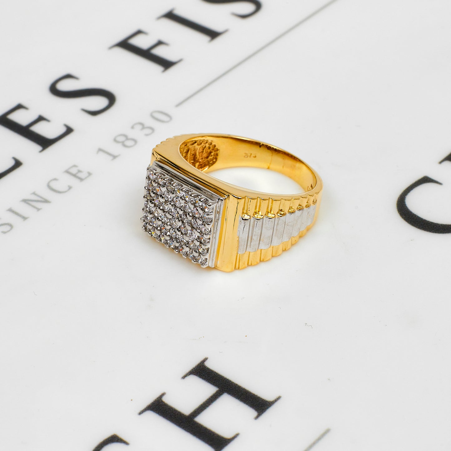 Pre-Owned 9ct Gold Mens 2 Tone CZ Square Signet Ring Size Y