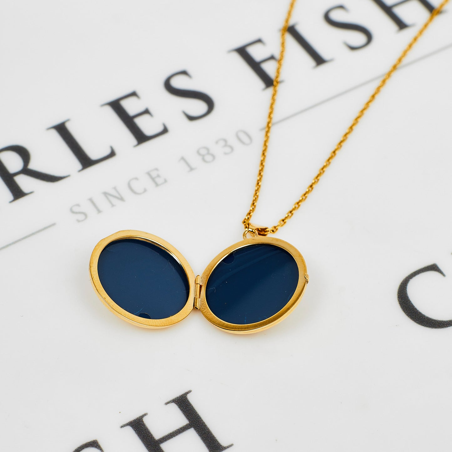 Pre-Owned 9ct Gold Round Locket Pendant