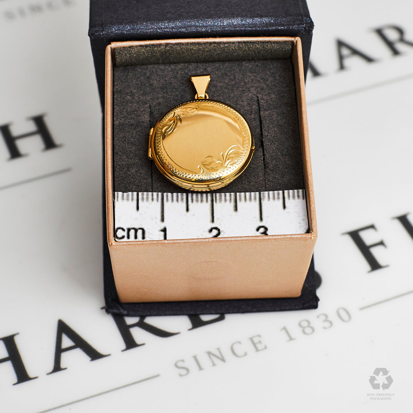 Pre-Owned 9ct Gold Round Locket Pendant