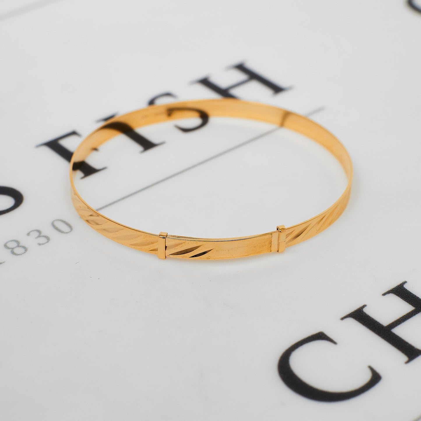 Pre-Owned 9ct Gold Patterned Baby Bangle Expandable