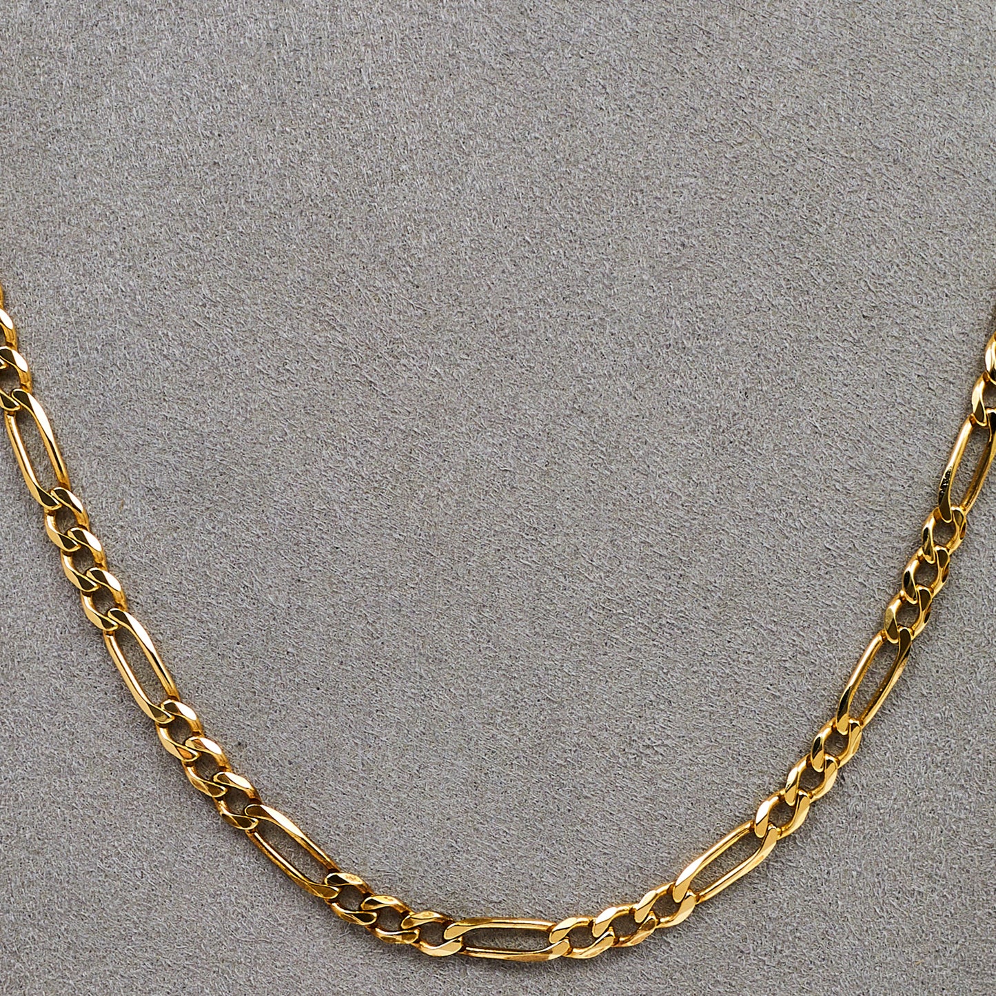 Pre-Owned 9ct Gold Figaro Chain Necklace 20 Inch