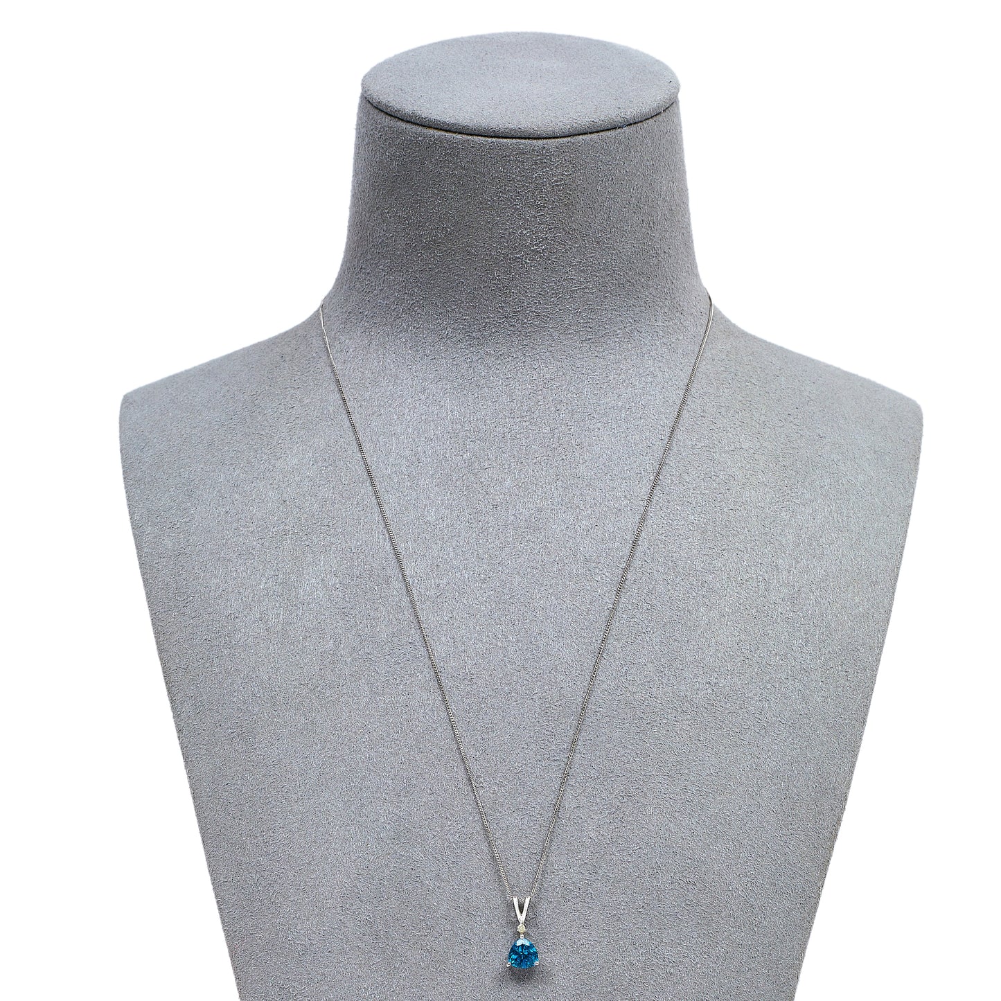 Pre-Owned 9ct White Gold Diamond & Topaz Jewellery SET