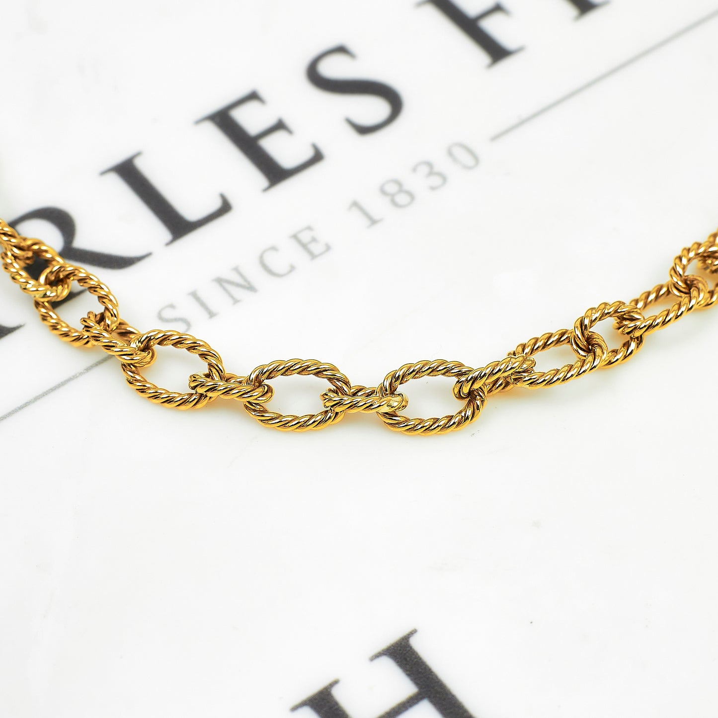 Pre-Owned 9ct Gold Oval Twist Link Bracelet 8 Inch