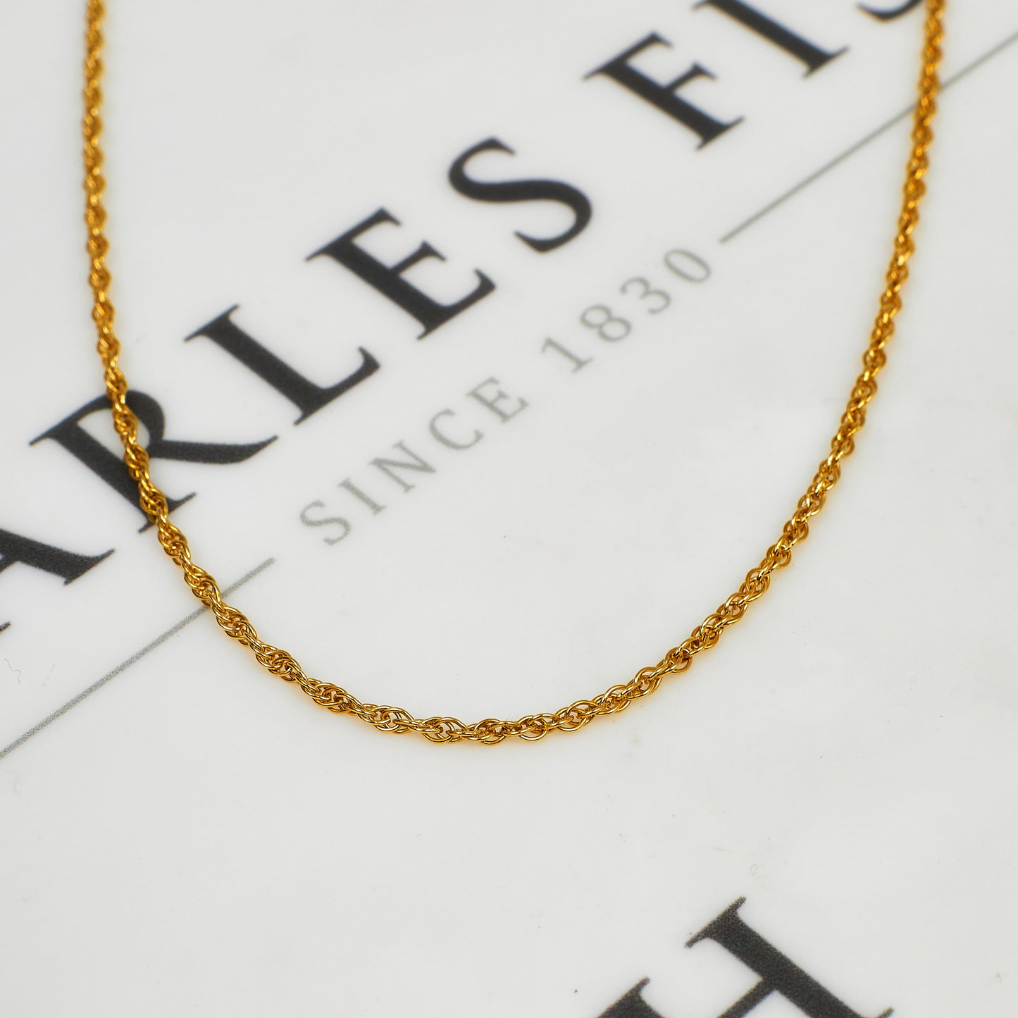 Pre-Owned 9ct Gold Prince Of Wales Chain Necklace 24 Inch