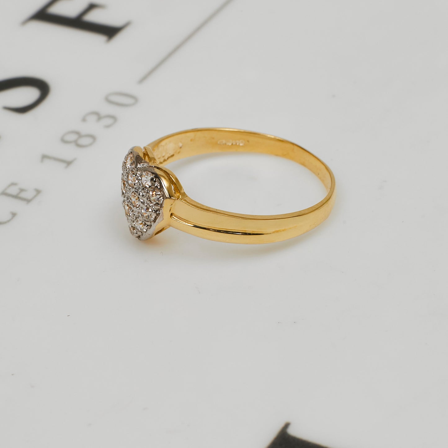 Pre-Owned 9ct Gold CZ Heart Ring Size R.5
