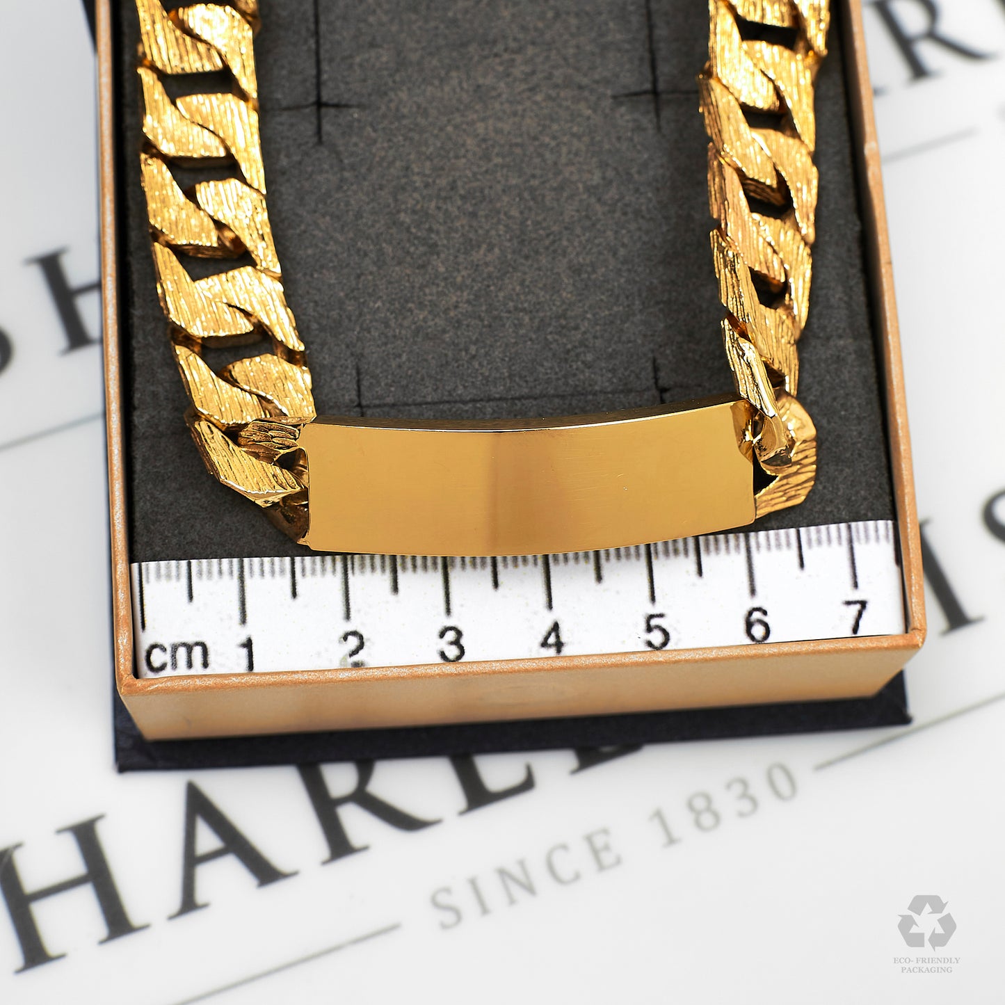 Pre-Owned 9ct Gold Bark Texture ID Plate Curb Chain Bracelet