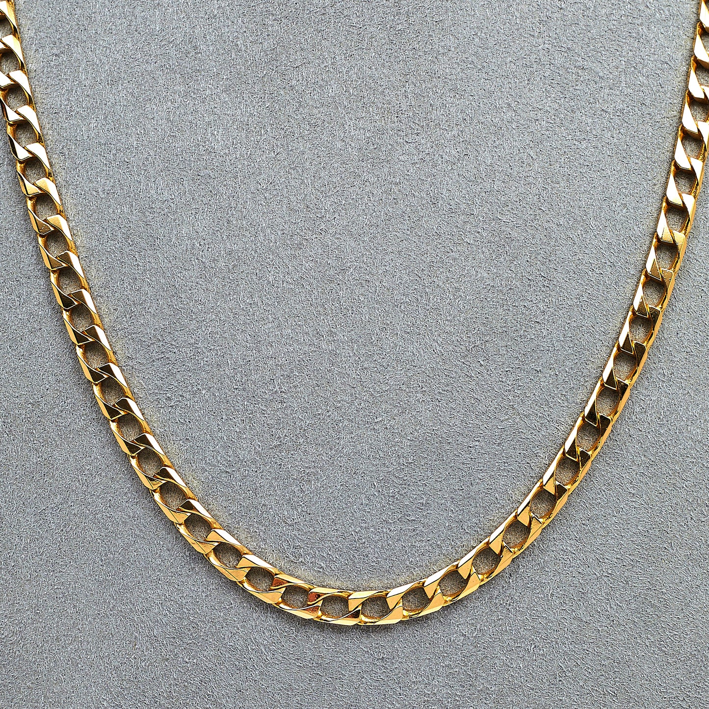 Pre-Owned 18ct Gold Curb Chain Necklace 17 Inch