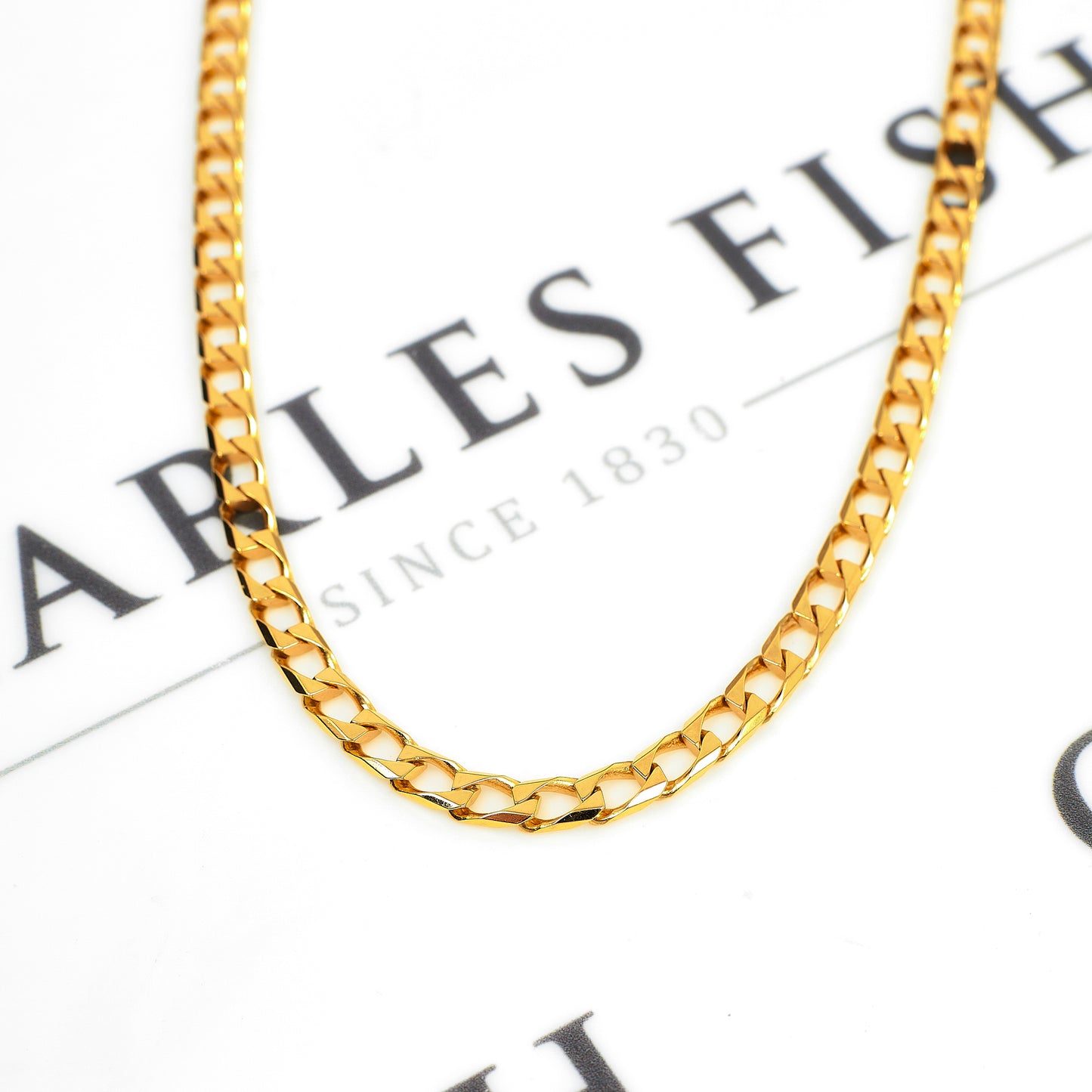 Pre-Owned 18ct Gold Curb Chain Necklace 17 Inch