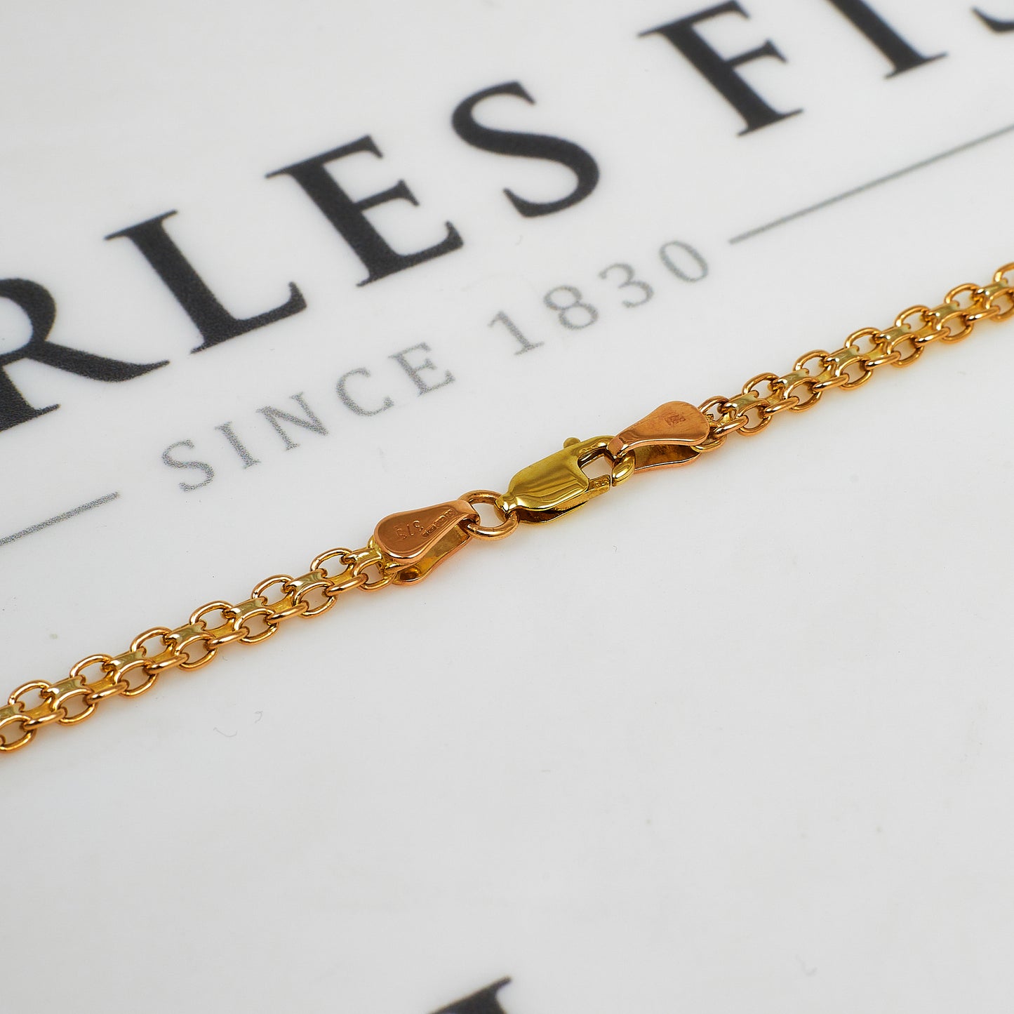 Pre-Owned 9ct Gold Cleopatra Necklace 17 Inch